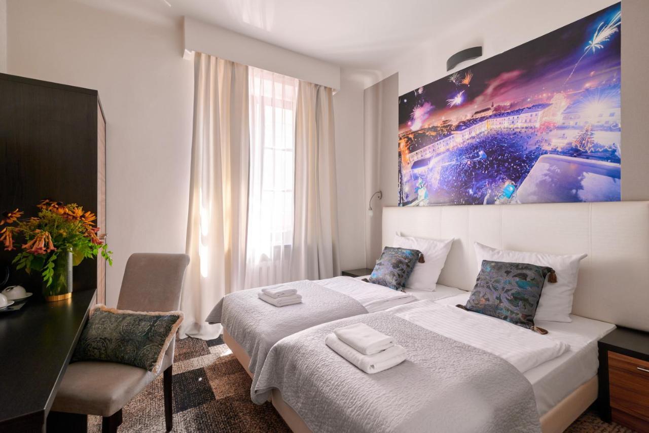 Morando Hotel Zamość Екстериор снимка