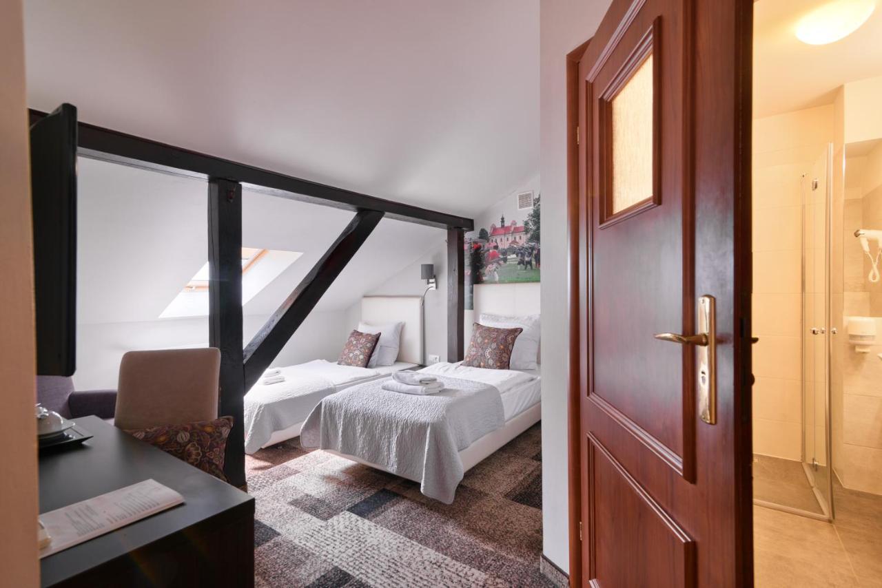 Morando Hotel Zamość Екстериор снимка