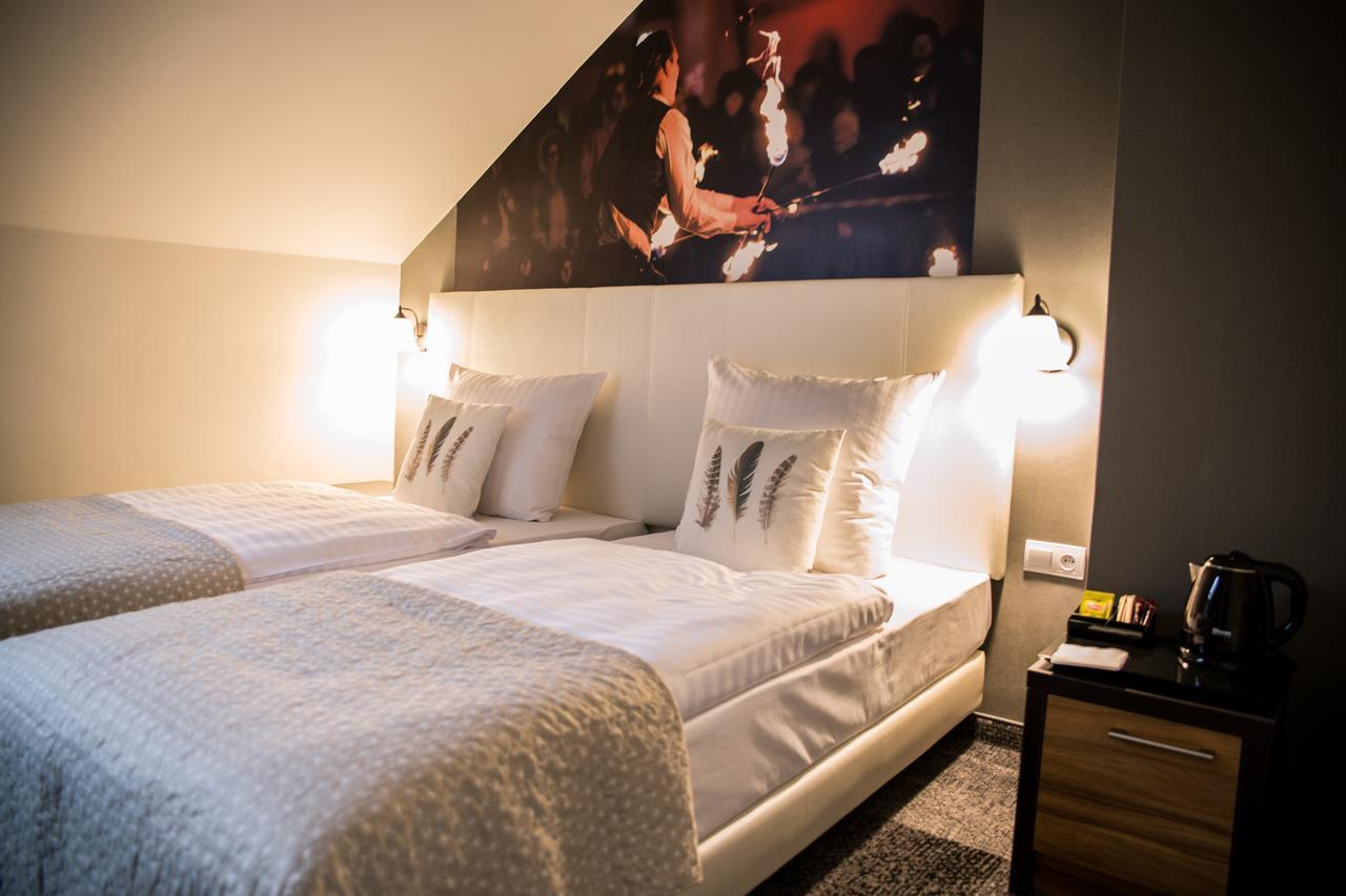 Morando Hotel Zamość Екстериор снимка