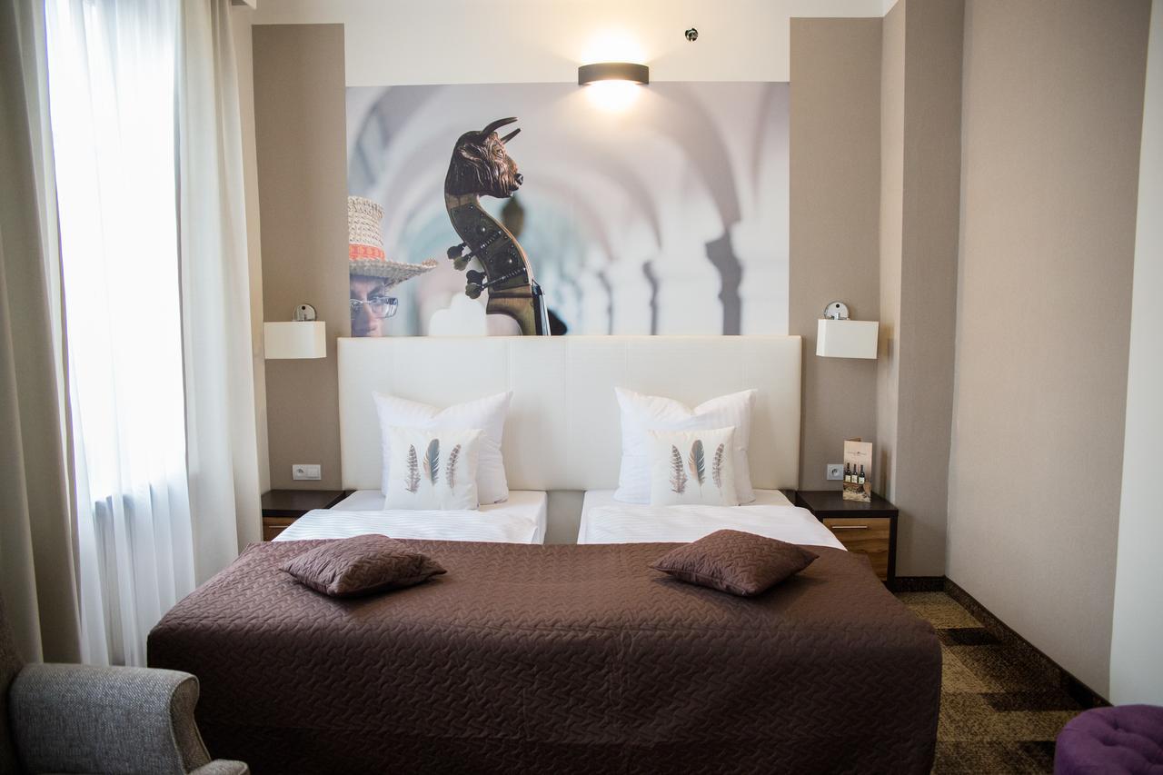 Morando Hotel Zamość Екстериор снимка