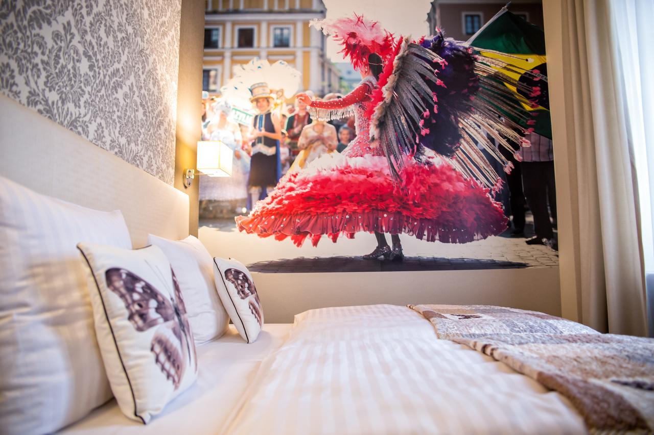 Morando Hotel Zamość Екстериор снимка