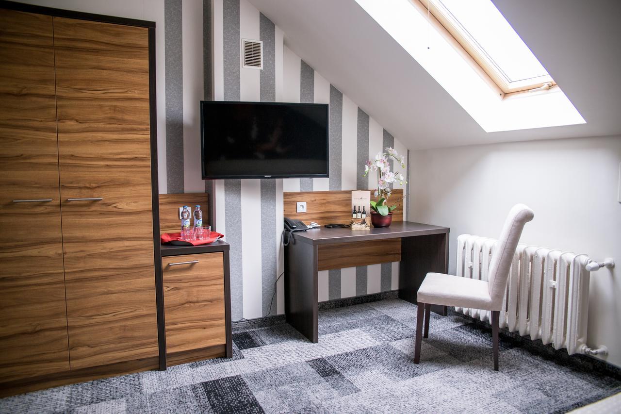 Morando Hotel Zamość Екстериор снимка