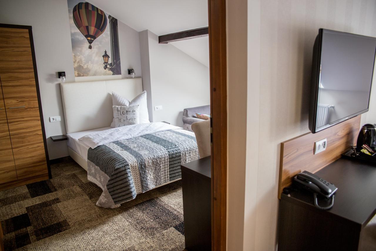 Morando Hotel Zamość Екстериор снимка