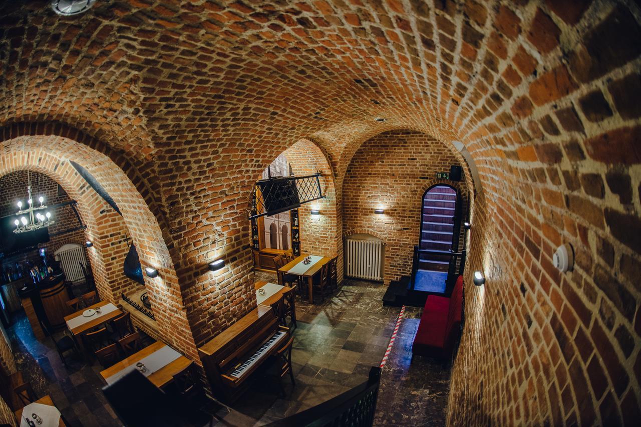 Morando Hotel Zamość Екстериор снимка